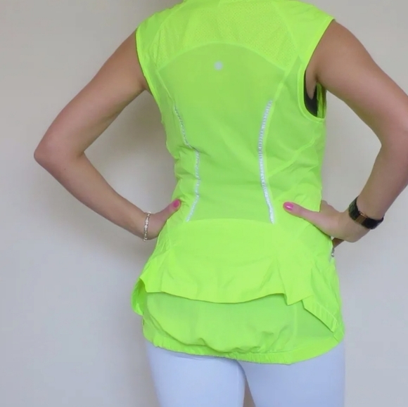 Lululemon Size 8 Presta Vest - Picture 2 of 2